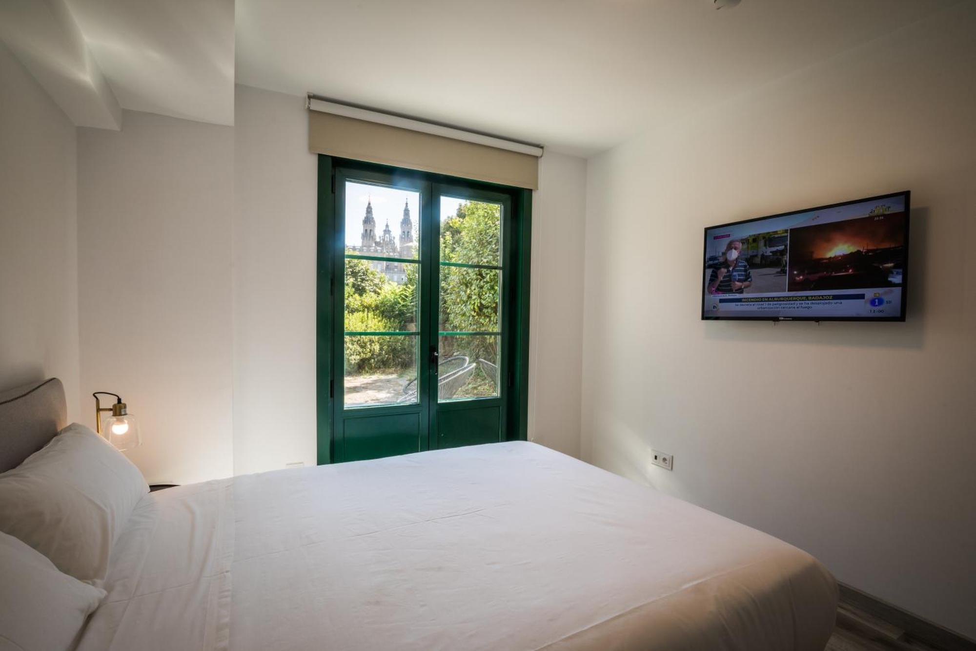 Double or Twin Room with City View,1272920947:JPEG
